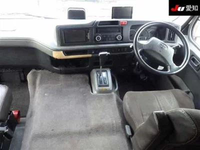 Toyota COASTER