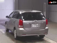 Toyota WISH лот № 251 оценка 3.5  с аукциона в Японии 1