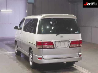 Toyota HIACE REGIUS