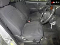 Toyota FUNCARGO лот № 30593 оценка 3.5  с аукциона в Японии 5