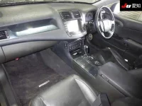 Toyota CROWN лот № 30633 оценка 3.5  с аукциона в Японии 2