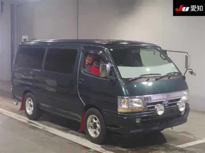 Toyota HiAce Van