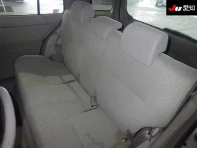 Toyota RAUM  с аукциона в Японии