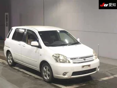 Toyota RAUM  с аукциона в Японии