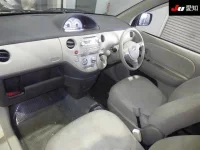 Toyota SIENTA лот № 30625 оценка R  с аукциона в Японии 2