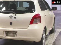 Toyota VITZ лот № 30696 оценка 3.5  с аукциона в Японии 7