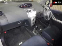 Toyota VITZ лот № 30696 оценка 3.5  с аукциона в Японии 2