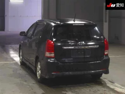 Toyota WISH  с аукциона в Японии