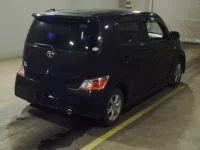 Toyota BB лот № 8027 оценка 3  с аукциона в Японии 1