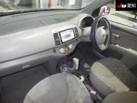 Nissan MARCH лот № 30572 оценка 3.5  с аукциона в Японии 2