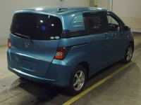 Honda FREED лот № 7228 оценка 3  с аукциона в Японии 1