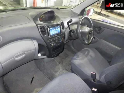 Toyota FUNCARGO  с аукциона в Японии