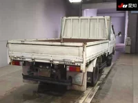 Toyota DYNA лот № 8052 оценка 3.5  с аукциона в Японии 7