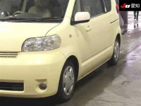 Toyota PORTE лот № 30976 оценка 3.5  с аукциона в Японии 6