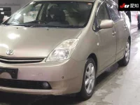 Toyota Prius лот № 30947 оценка 3.5  с аукциона в Японии 6