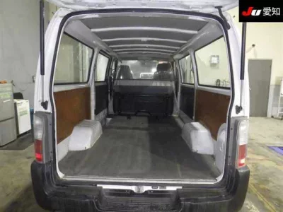 Nissan Caravan