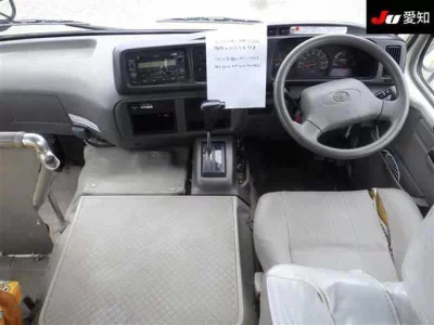 Toyota COASTER