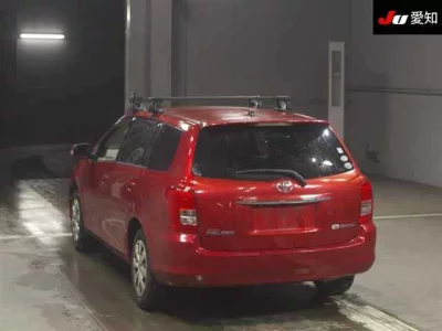 Toyota COROLLA FIELDER  с аукциона в Японии