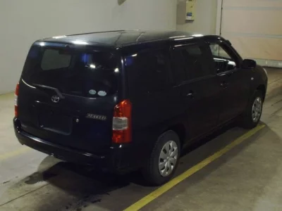 Toyota SUCCEED