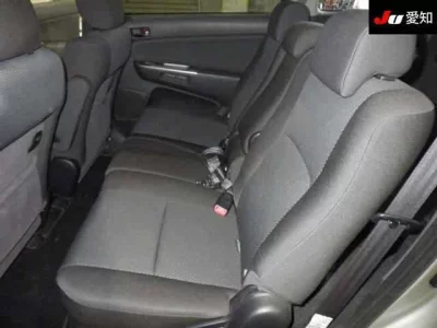Toyota WISH  с аукциона в Японии