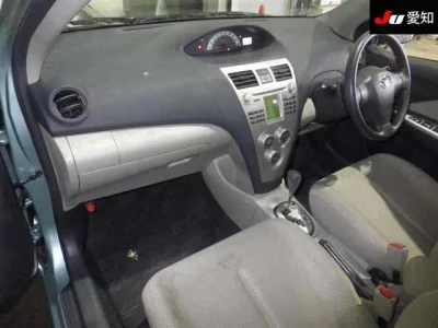 Toyota BELTA  с аукциона в Японии