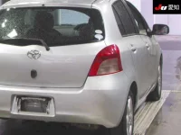 Toyota VITZ лот № 30716 оценка 3.5  с аукциона в Японии 7