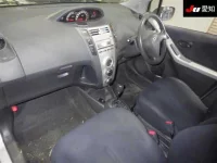 Toyota VITZ лот № 30716 оценка 3.5  с аукциона в Японии 2