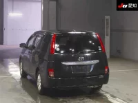 Toyota ISIS лот № 4348 оценка 3.5  с аукциона в Японии 1