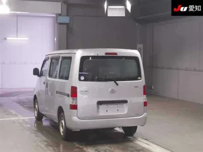 Toyota LiteAce Van