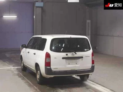 Toyota PROBOX  с аукциона в Японии