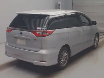 Toyota Estima Hybrid