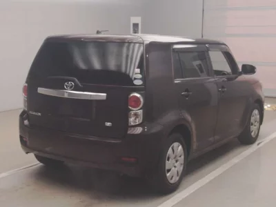Toyota COROLLA RUMION