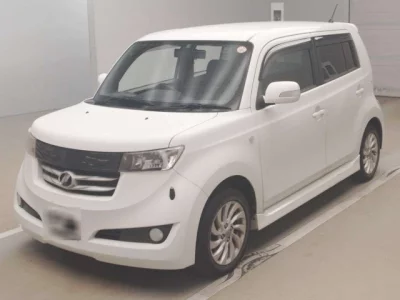 Toyota BB  с аукциона в Японии
