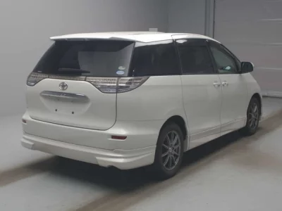 Toyota ESTIMA HYBRID