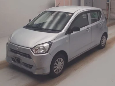 Toyota PIXIS EPOCH  с аукциона в Японии