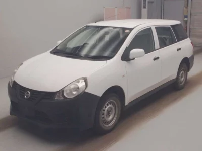 Nissan AD