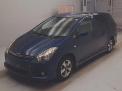Toyota WISH  с аукциона в Японии