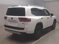 Toyota LAND CRUISER лот № 52070 оценка 5  с аукциона в Японии 1