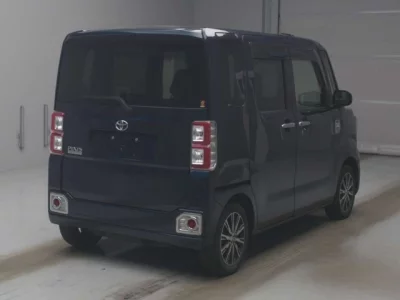 Toyota PIXIS MEGA