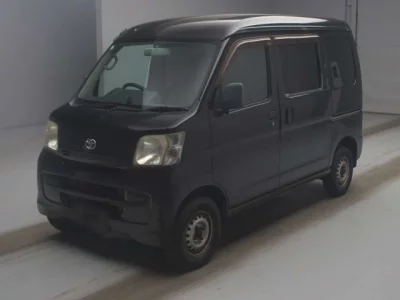 Toyota Pixis Van