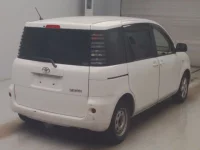 Toyota SIENTA лот № 9038 оценка RA  с аукциона в Японии 1