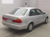 Toyota SPRINTER лот № 70088 оценка 2  с аукциона в Японии 1