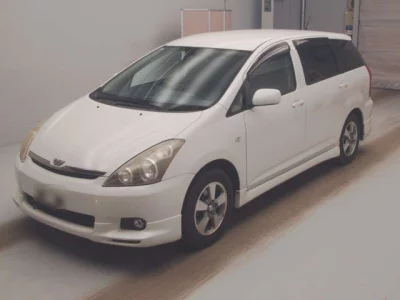 Toyota WISH  с аукциона в Японии