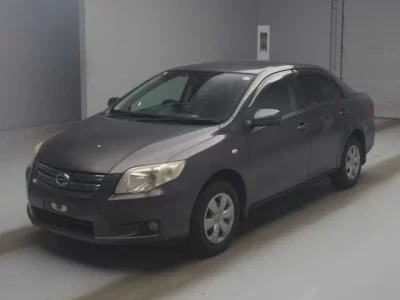 Toyota COROLLA AXIO  с аукциона в Японии