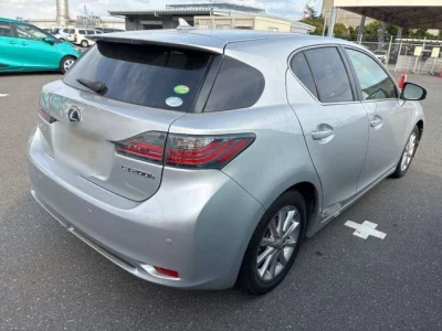 Lexus CT  с аукциона в Японии