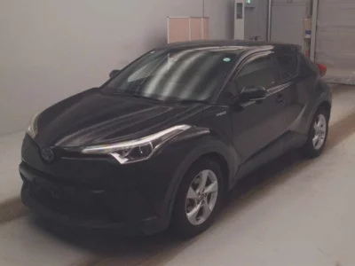 Toyota C-HR  с аукциона в Японии