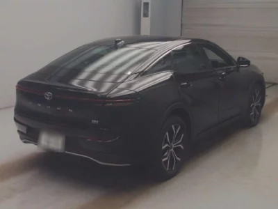 Toyota CROWN CROSSOVER
