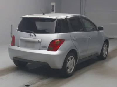 Toyota IST