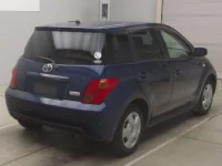 Toyota IST лот № 70110 оценка 3  с аукциона в Японии 1