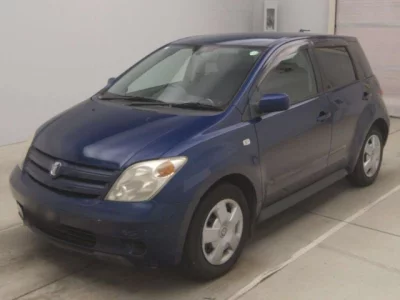 Toyota IST  с аукциона в Японии